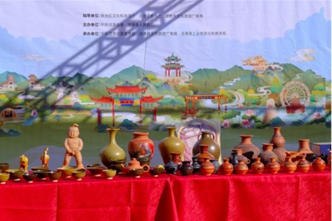美食推广活动在宁夏固原市泾源县雅豪滑雪场举办人生就是搏“泾膳泾美·源汁源味”乡村