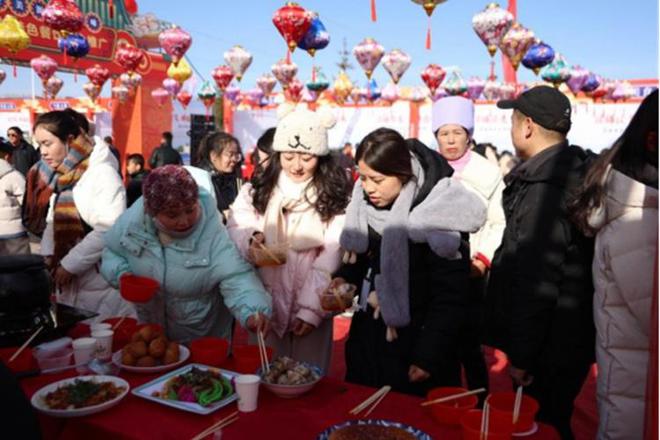 美食推广活动在宁夏固原市泾源县雅豪滑雪场举办人生就是搏“泾膳泾美·源汁源味”乡村特色餐饮(图11)